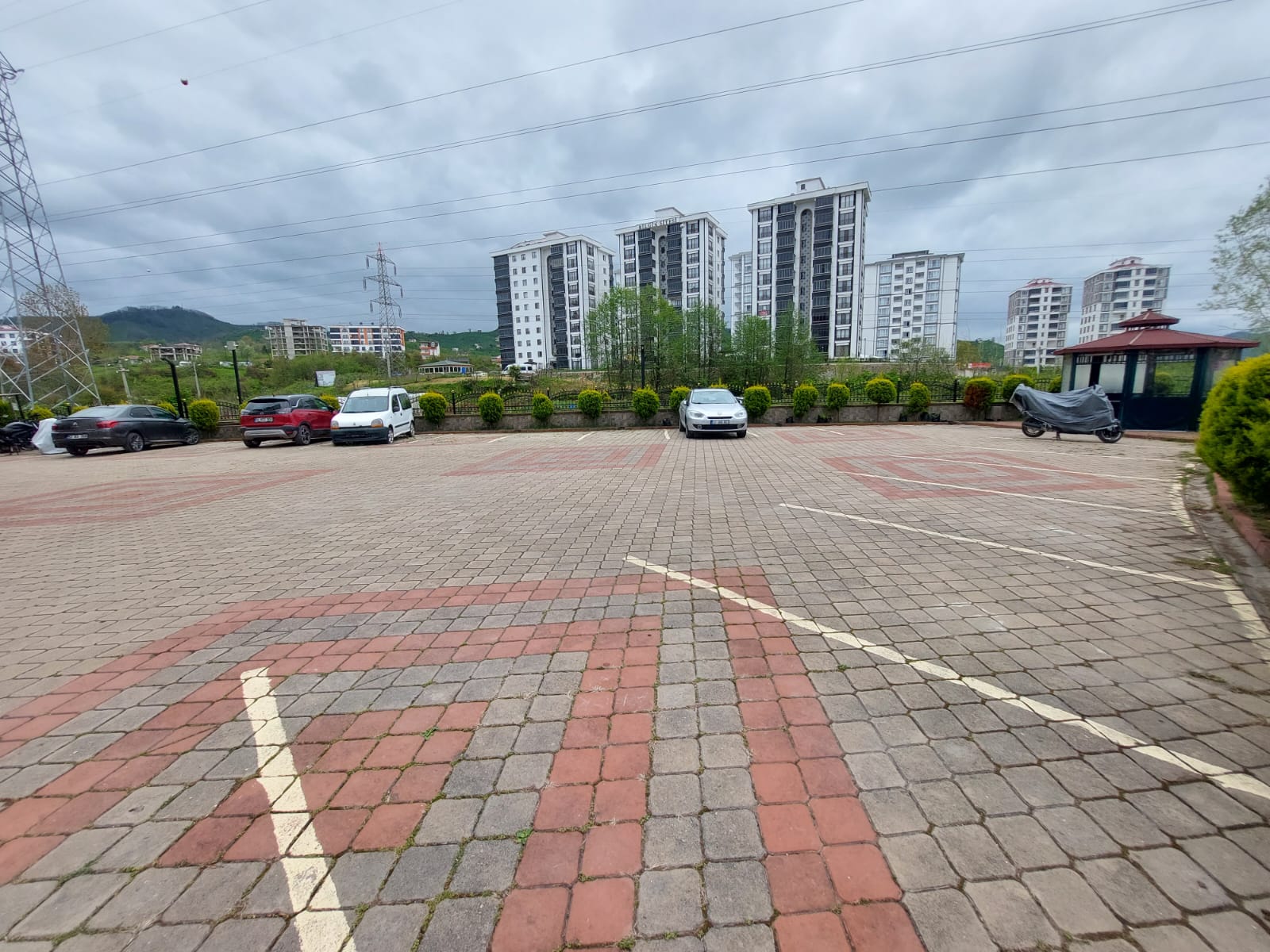 CUMHURİYET MAH. ORDU LİFE SİTESİNDE SATILIK 3+1 DAİRE